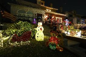 Dyker Heights Christmas Lights 2024