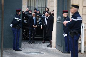 Handover Ceremony At Hotel De Matignon - Paris