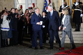 Handover Ceremony At Hotel De Matignon - Paris