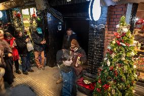 Christmas Shopping In Iran