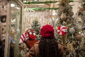 Christmas Shopping In Iran