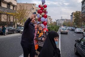 Christmas Shopping In Iran