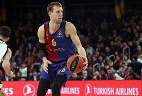 FC Barcelona v EA7 Emporio Armani Milan - Turkish Airlines EuroLeague