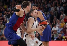 FC Barcelona v EA7 Emporio Armani Milan - Turkish Airlines EuroLeague