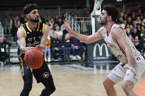 Betclic Elite basketball Stade Rochelais vs SIG Strasbourg - La Rochelle