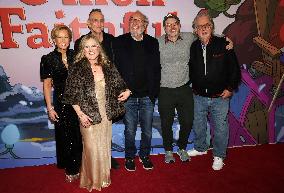 "The Simpsons" Holiday Special World Premiere Screening - LA