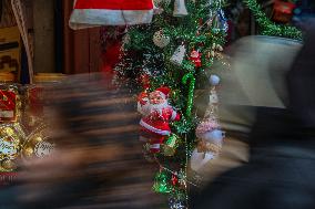 Christmas Preparations In Kashmir