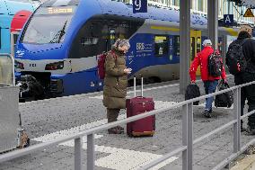 BRB Train At Munich Central Station. Strikes Loom At Bayerische Regiobahn: The EVG Is Ready To Fight