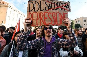 Demonstration In Rome Against The Security Bill