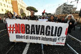 Demonstration In Rome Against The Security Bill