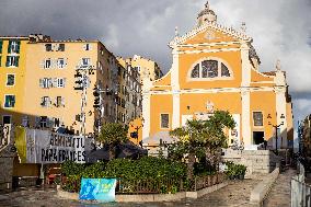 Final Preparations On The Eve Of The Pope's Arrival - Ajaccio