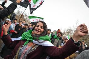 Syrian diaspora celebrates the victory of the Syrian Revolution in Paris FA