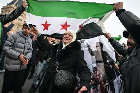 Syrian diaspora celebrates the victory of the Syrian Revolution in Paris FA