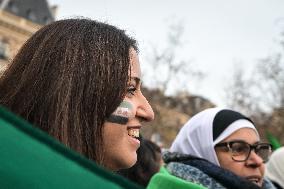 Syrian diaspora celebrates the victory of the Syrian Revolution in Paris FA