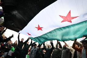 Syrian diaspora celebrates the victory of the Syrian Revolution in Paris FA