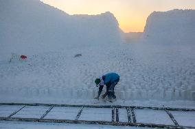 Mideast Egypt Quarry Workers