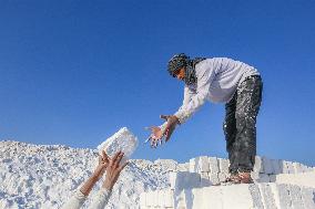 Mideast Egypt Quarry Workers