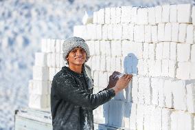 Mideast Egypt Quarry Workers