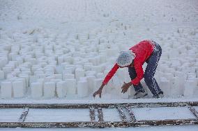 Mideast Egypt Quarry Workers