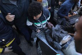 Israeli airstrikes kill at least 30 in Deir al-Balah - Gaza