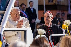 Pope Francis arrives at the Santa Maria Assunta Cathedral - Ajaccio