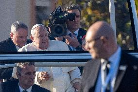 Pope Francis At The Place Miot - Ajaccio