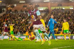 Norwich City FC v Burnley FC - Sky Bet Championship