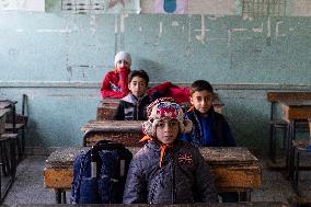 Damascus Schools Reopen A Week After The Fall Of Assad Regime