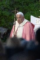 Pope Francis Celebrates Holy Mass At Casone - Ajaccio