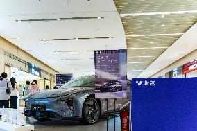 An Empty Jidu Auto Shop in Chongqing