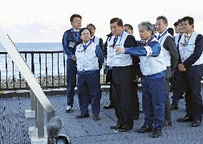 Japan PM visits crippled Fukushima plant