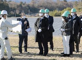 Japan PM visits crippled Fukushima plant