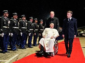 Pope Francis And Macron Meet - Ajaccio