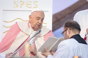 Pope Francis Leads The Mass At Casone - Ajaccio