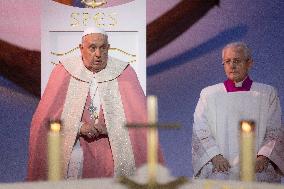 Pope Francis Leads The Mass At Casone - Ajaccio