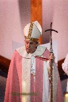 Pope Francis Leads The Mass At Casone - Ajaccio