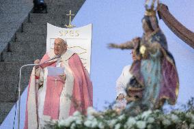 Pope Francis Leads The Mass At Casone - Ajaccio