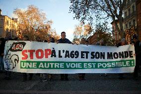 Protest Against A Non-decision Of The Administrative Court On The A69 Highway In Toulouse