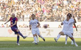 Football: Iniesta's retirement match in Tokyo