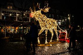 Light Sculptures And Mural Lights To Celebrate The Christmas Season In Nijmegen.