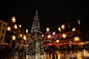 Light Sculptures And Mural Lights To Celebrate The Christmas Season In Nijmegen.