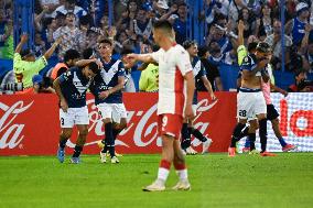 Velez Sarsfield v Huracan - Liga Profesional 2024