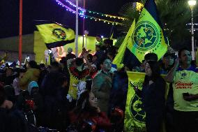 Fans Celebrate America's Victory Over Monterrey