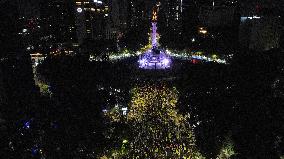 Fans Celebrate America's Victory Over Monterrey