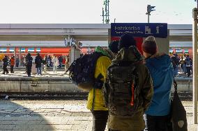 Weekend Travelers At Garmisch-Partenkirchen Train Station