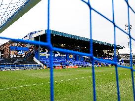 Oldham Athletic v Wealdstone - Vanarama National League