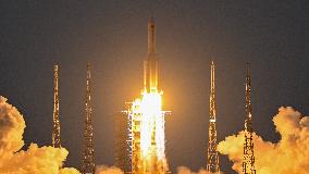 China Launches New Satellite Group