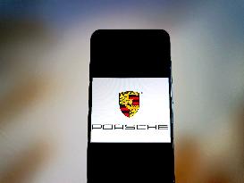 Illustration Porsche China Layoffs