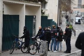 A Teenager Killed During A Brawl Between Rival Gang - Paris