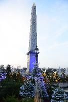 Anne Hidalgo Inaugurates Christmas Market - Paris